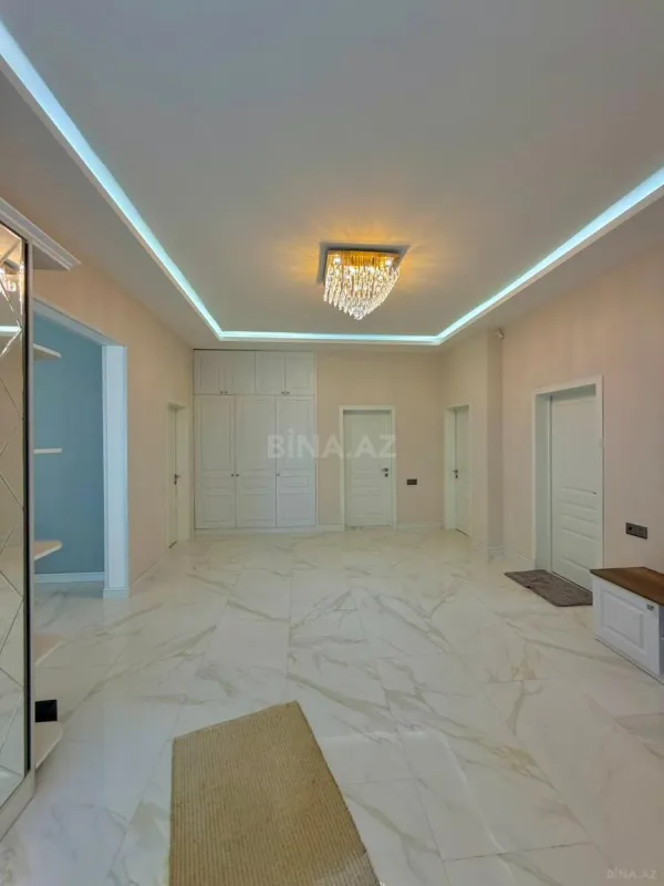 Satılır 4 otaqlı həyət evi 170 m²