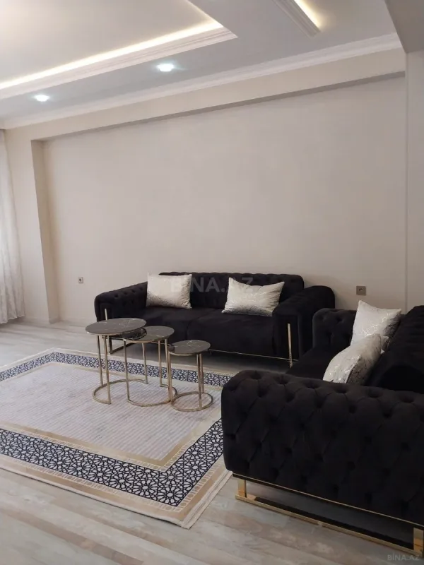 Kirayə verilir 3 otaqlı mənzil 140 m²
