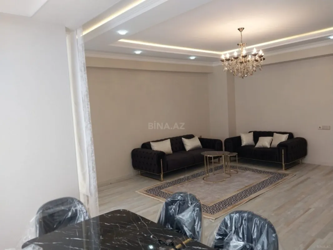 Kirayə verilir 3 otaqlı mənzil 140 m²