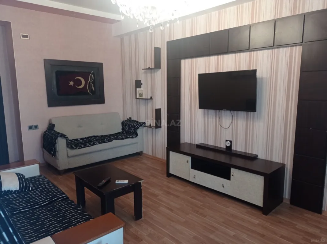Kirayə verilir 2 otaqlı mənzil 60 m²
