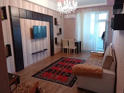 Kirayə verilir 2 otaqlı mənzil 60 m²