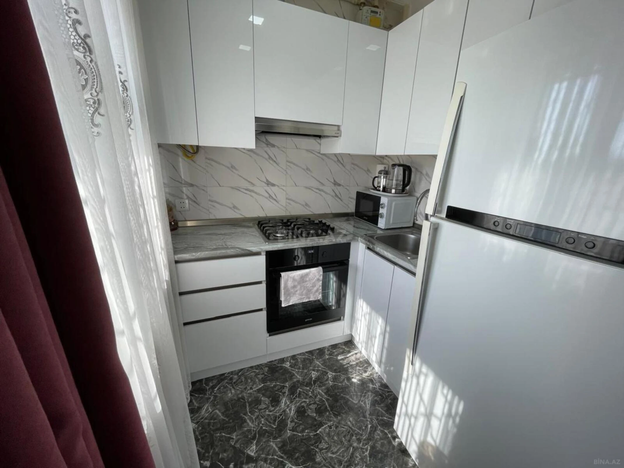 Satılır 2 otaqlı mənzil 65 m²