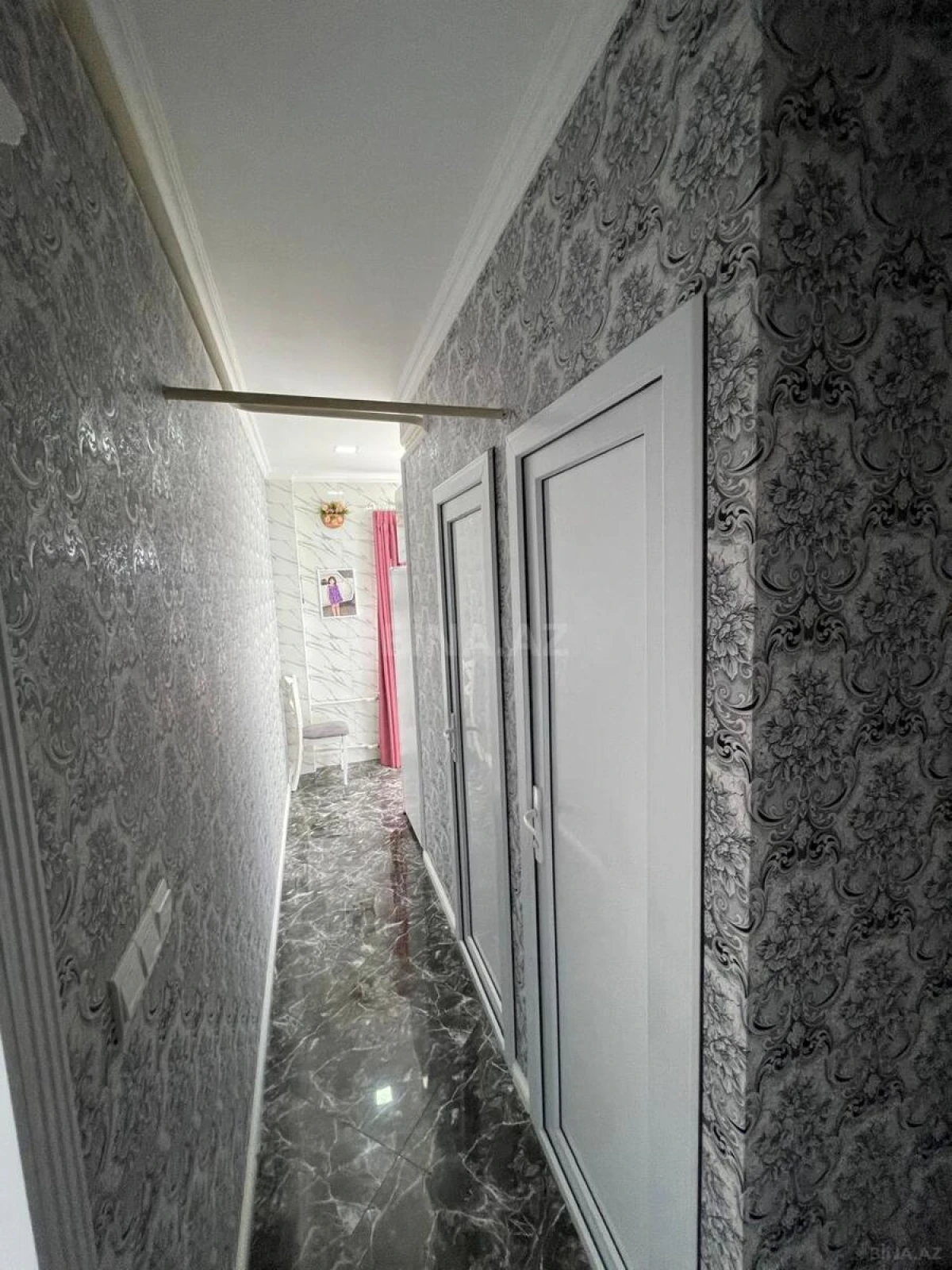 Satılır 2 otaqlı mənzil 65 m²