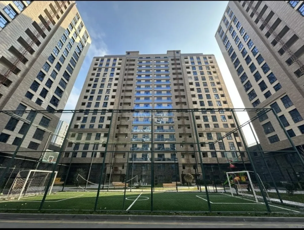 Satılır 3 otaqlı mənzil 125 m²