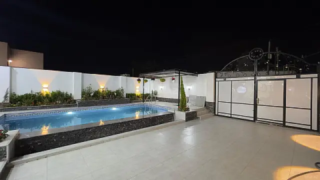Satılır 4 otaqlı həyət evi 170 m²
