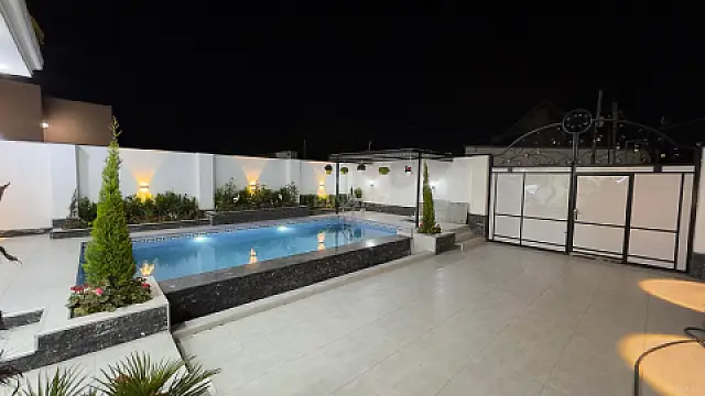 Satılır 4 otaqlı həyət evi 170 m²