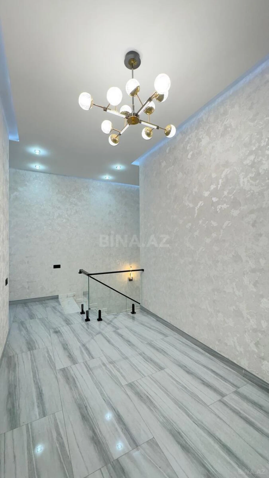 Satılır 4 otaqlı həyət evi 170 m²