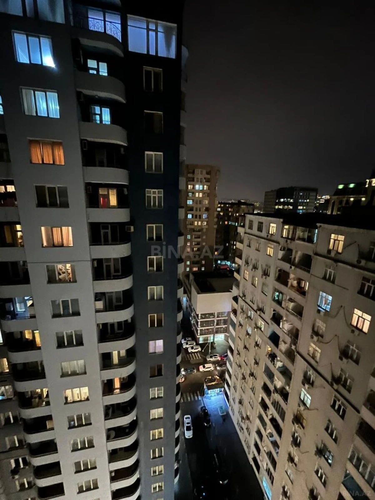 Kirayə verilir 3 otaqlı mənzil 150 m²