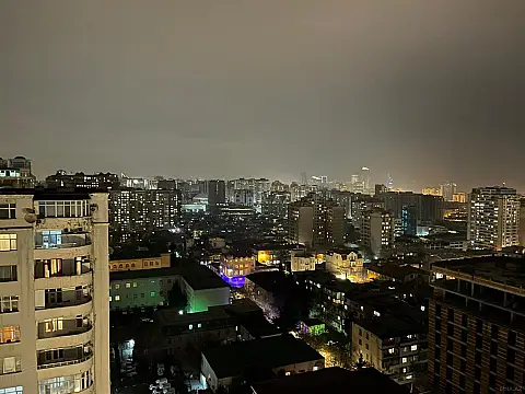 Kirayə verilir 3 otaqlı mənzil 150 m²