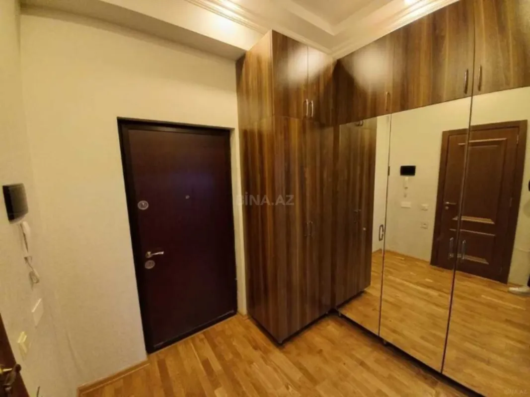 Satılır 2 otaqlı mənzil 52 m²