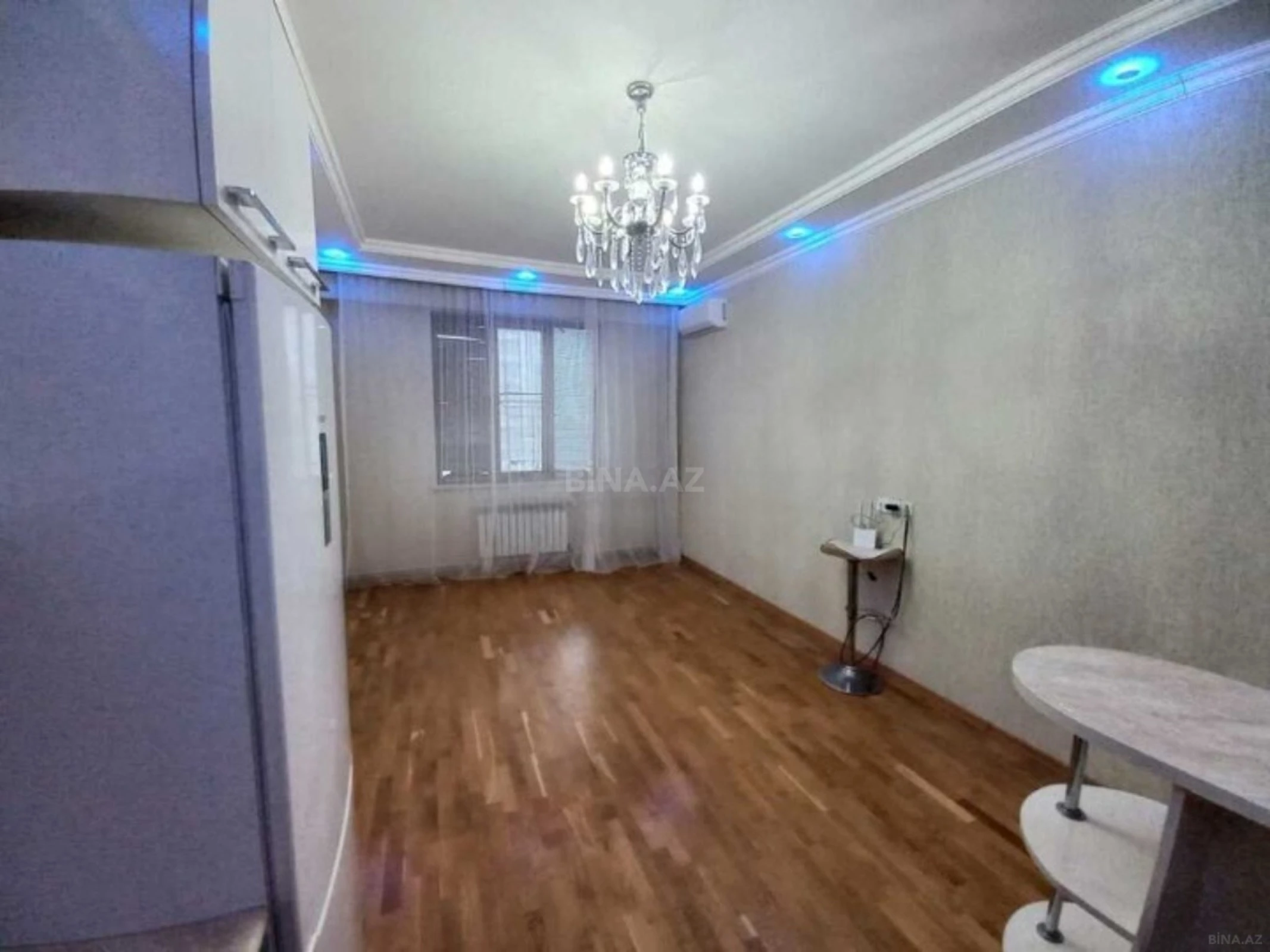 Satılır 2 otaqlı mənzil 52 m²