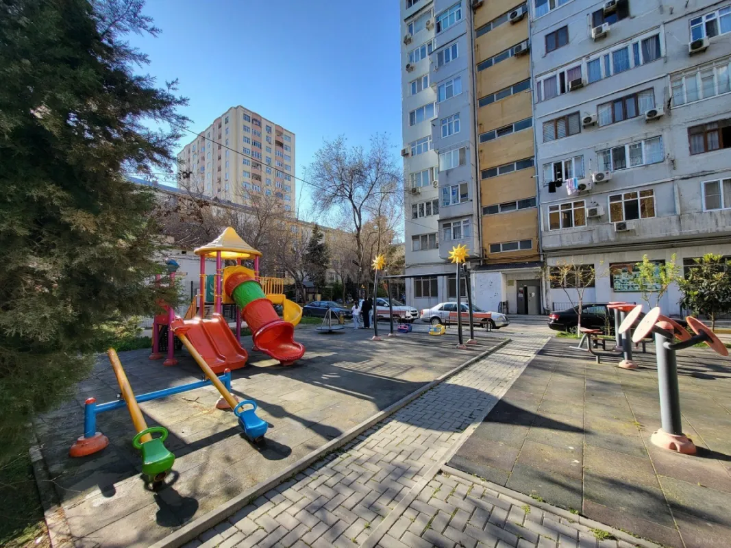 Satılır 3 otaqlı mənzil 90 m²