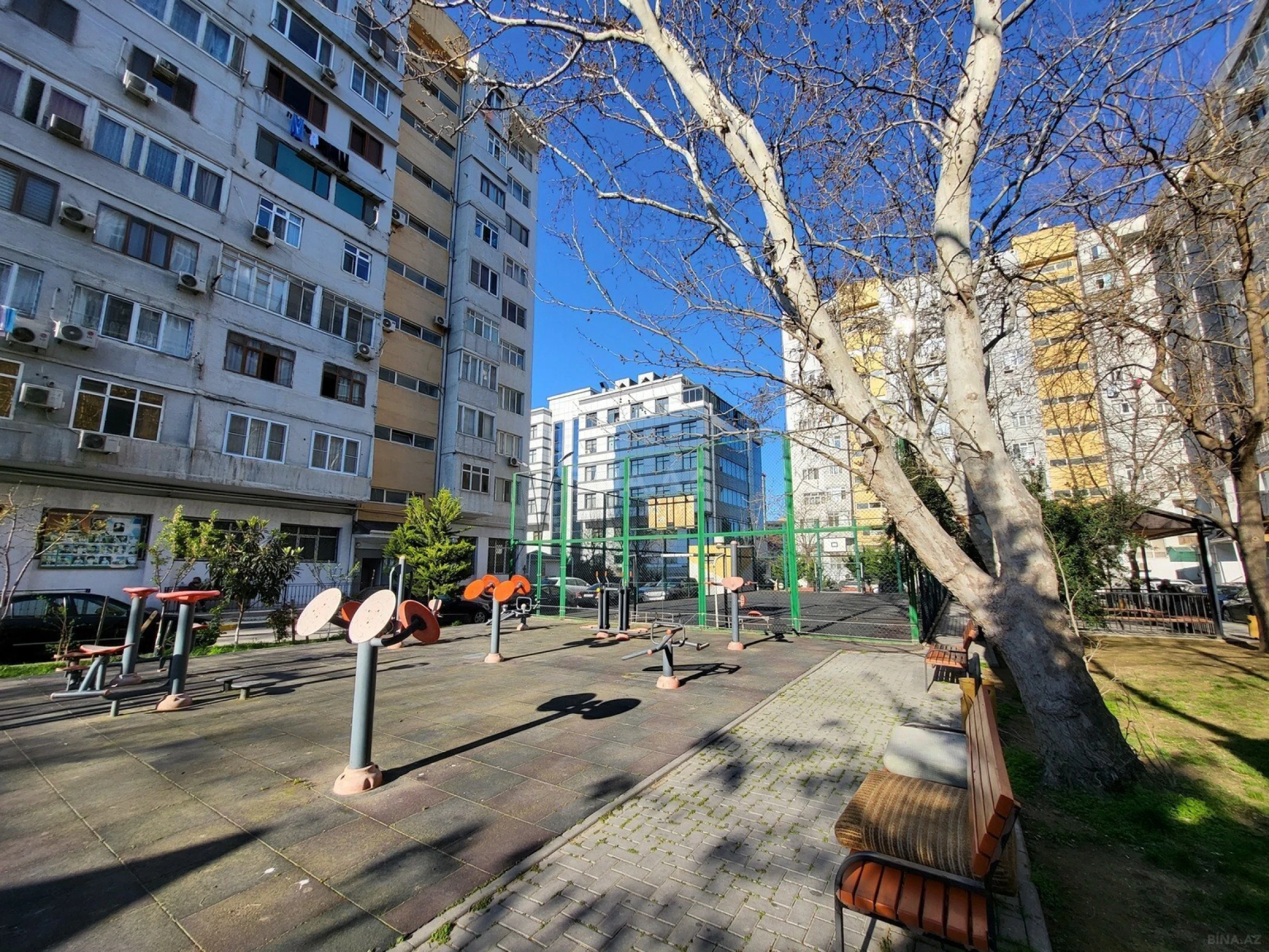 Satılır 3 otaqlı mənzil 90 m²