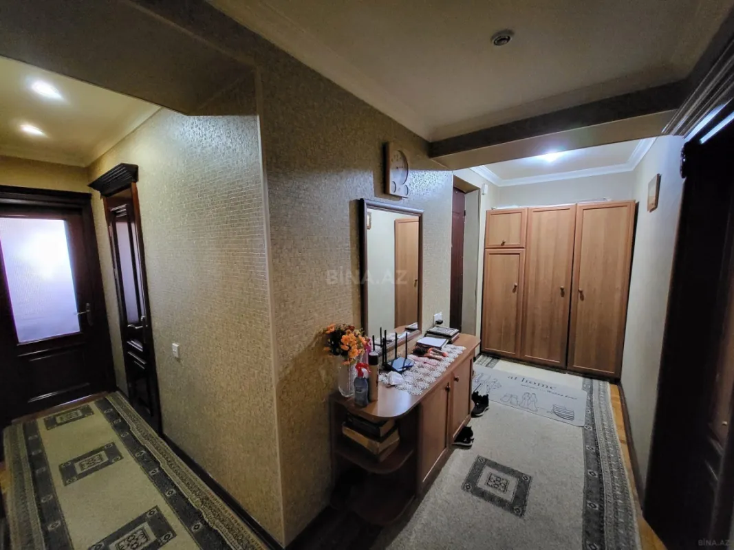 Satılır 3 otaqlı mənzil 90 m²