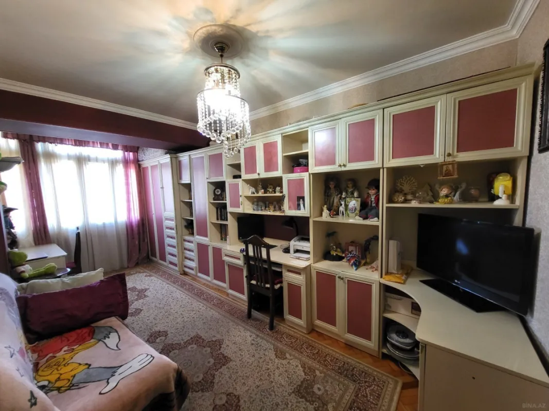 Satılır 3 otaqlı mənzil 90 m²