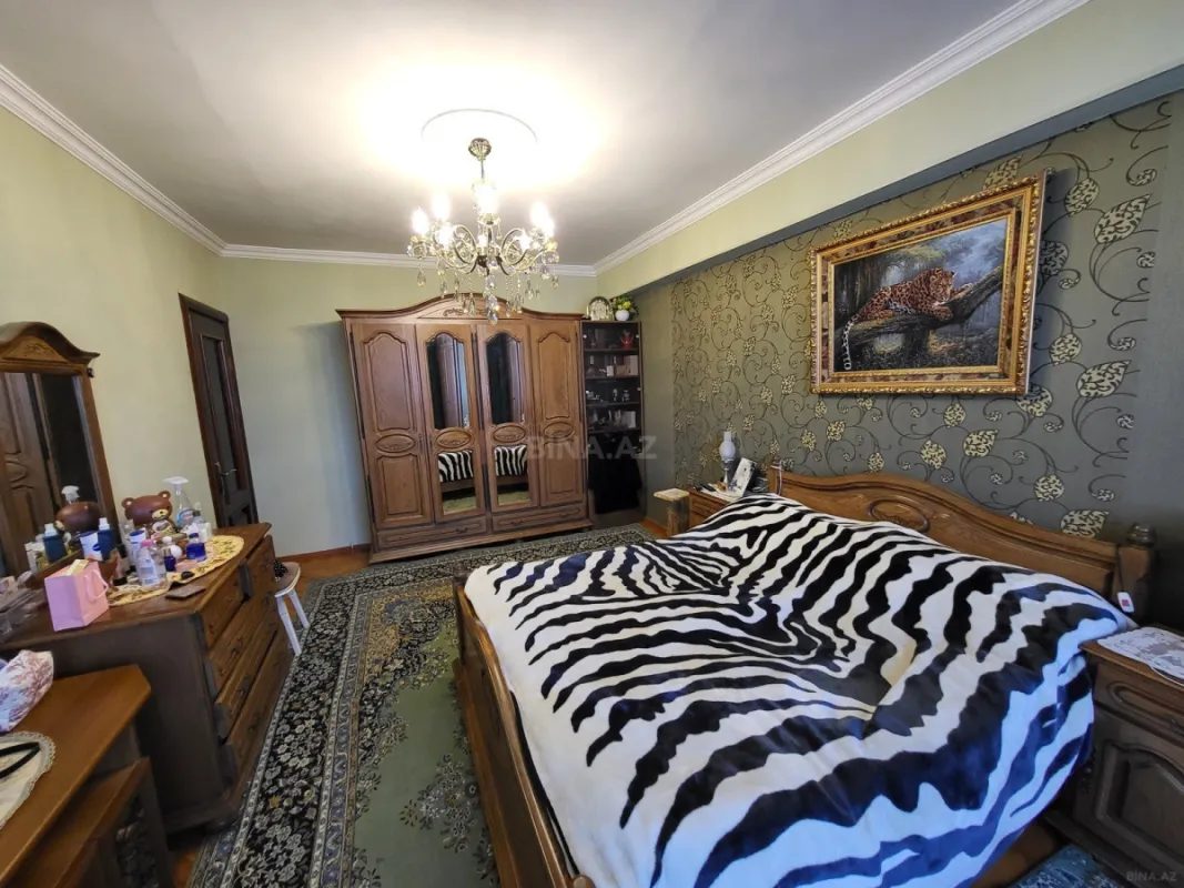 Satılır 3 otaqlı mənzil 90 m²