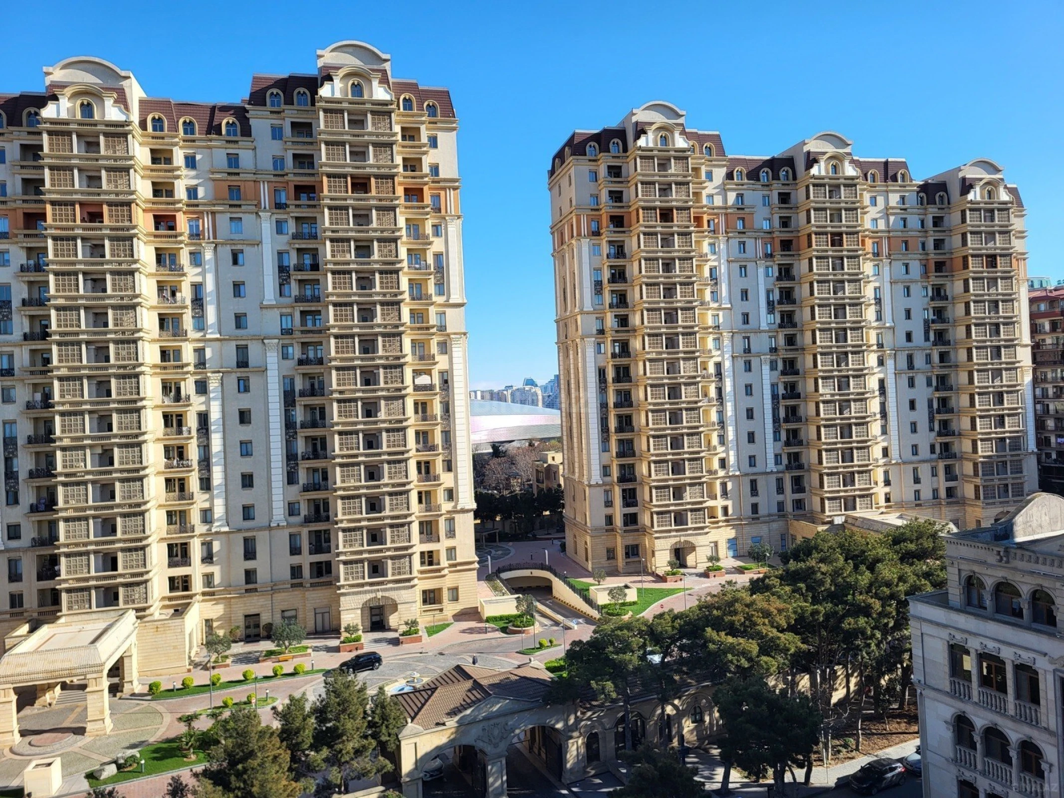 Satılır 3 otaqlı mənzil 90 m²