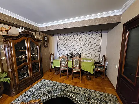 Satılır 3 otaqlı mənzil 90 m²