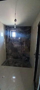 Satılır 5 otaqlı həyət evi 300 m²