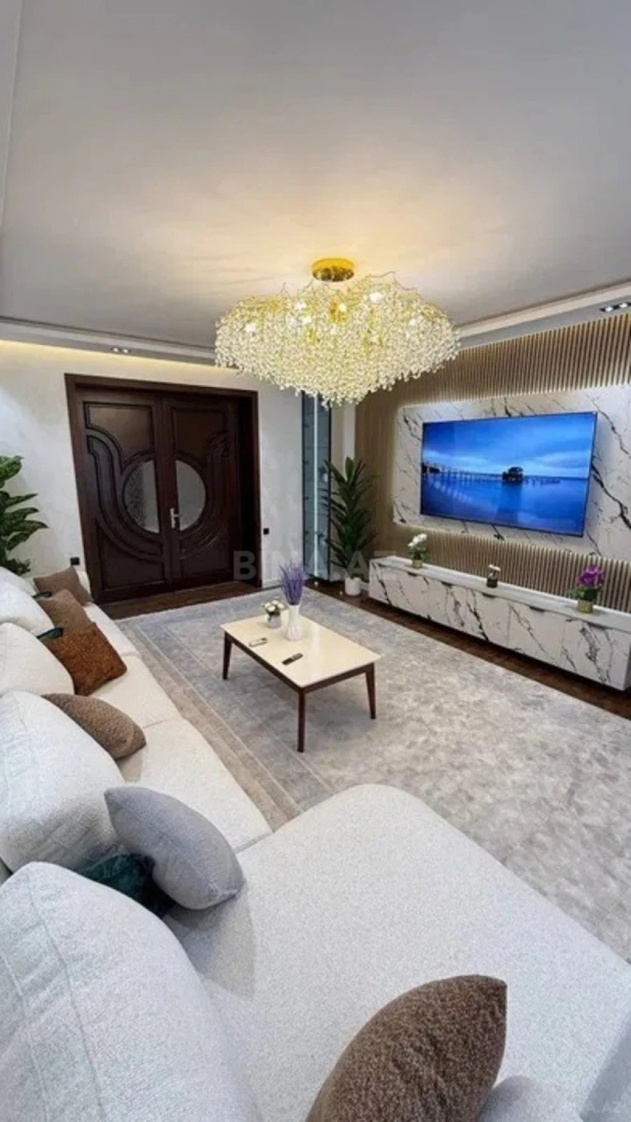 Kirayə verilir 3 otaqlı mənzil 110 m²