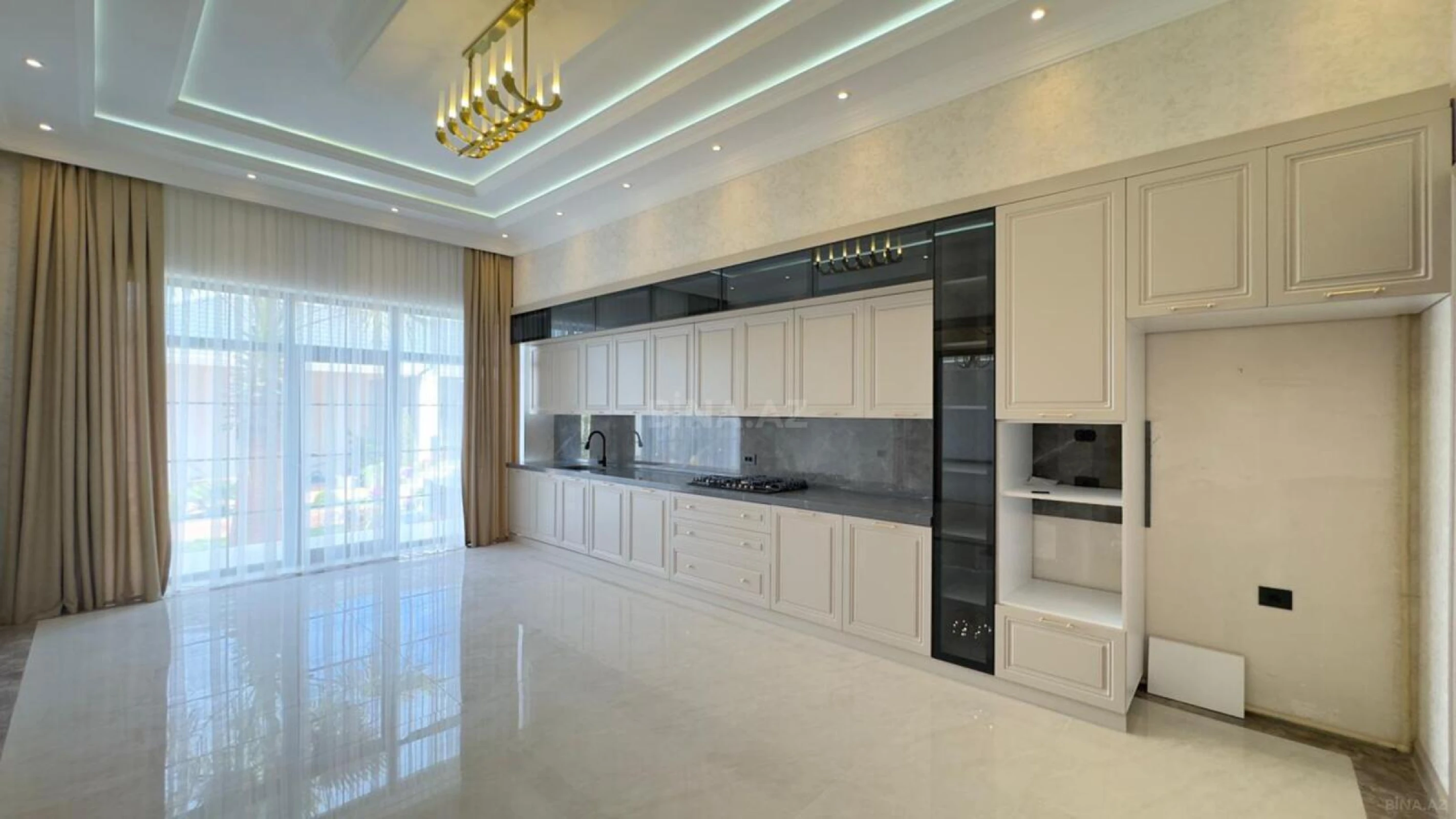Satılır 6 otaqlı həyət evi 500 m²