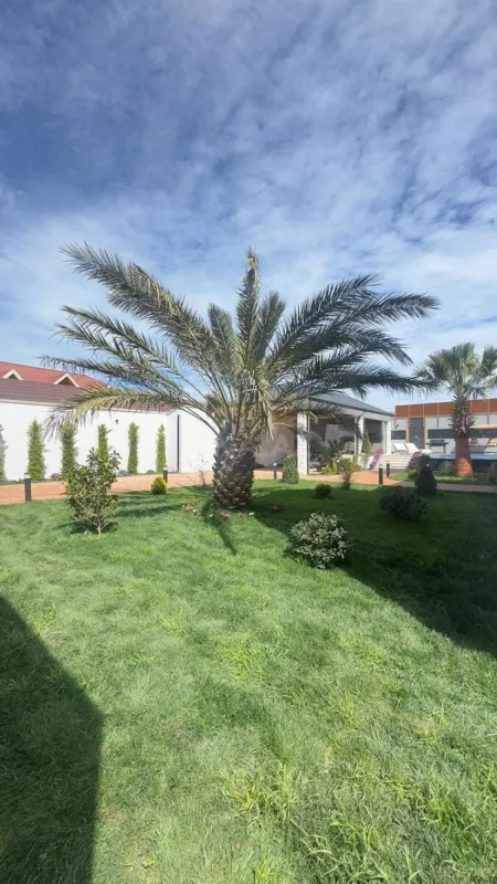 Satılır 6 otaqlı həyət evi 500 m²