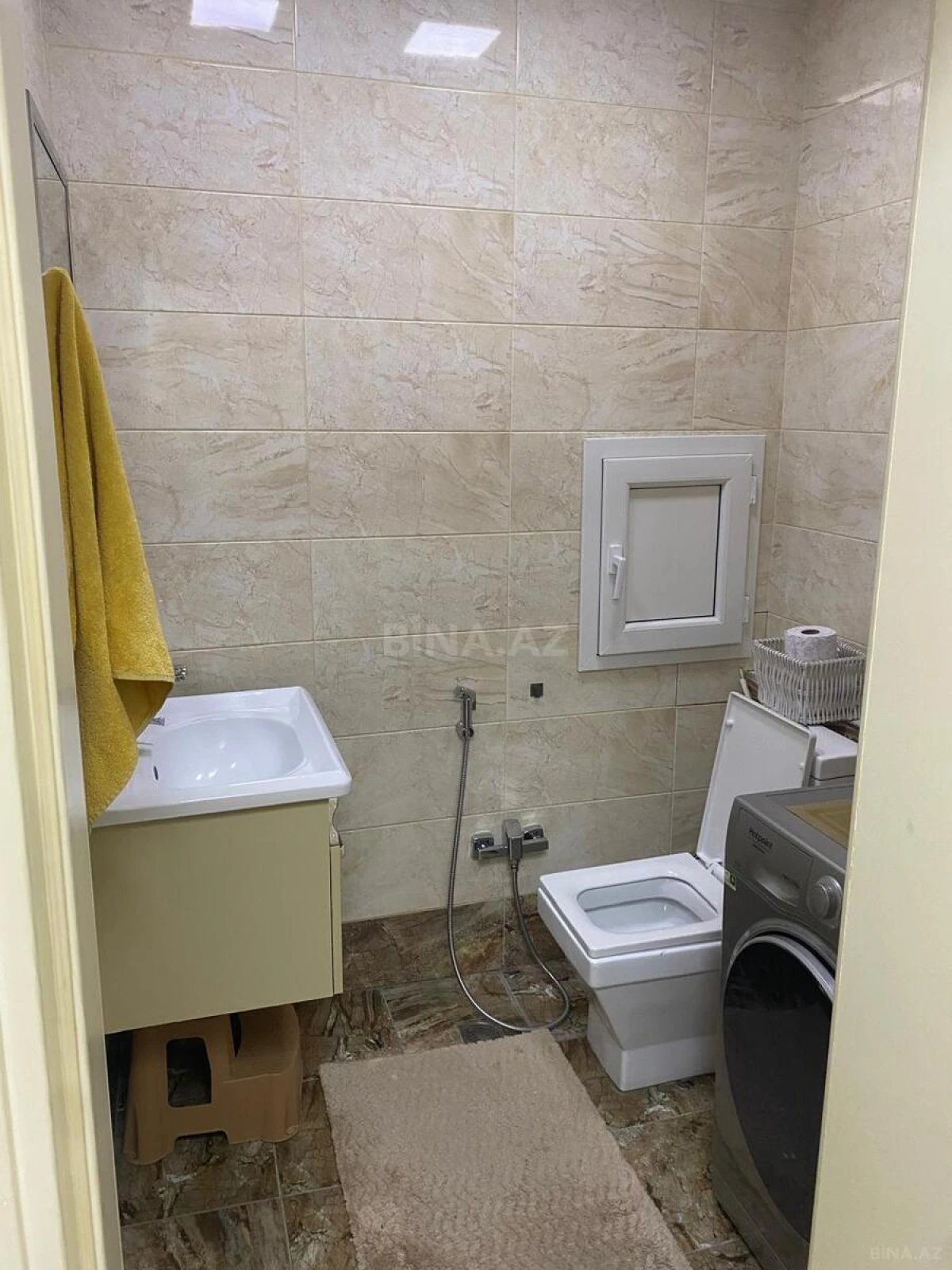 Satılır 3 otaqlı mənzil 130 m²