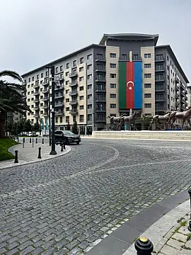 Kirayə verilir obyekt 107 m²