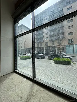 Kirayə verilir obyekt 107 m²