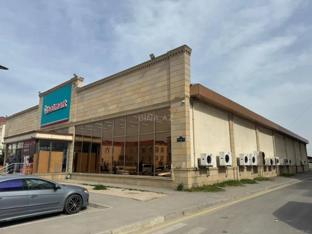 Satılır obyekt 1370 m²
