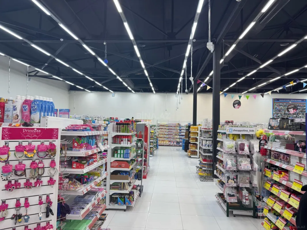 Satılır obyekt 1370 m²