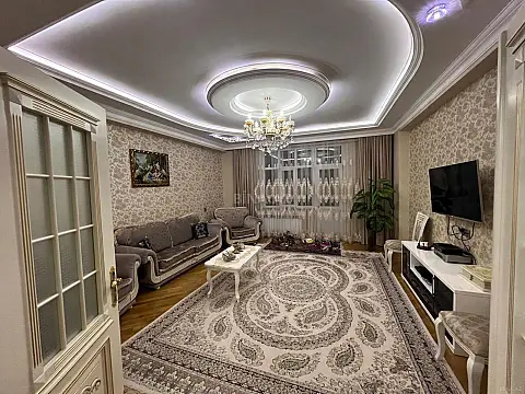 Satılır 3 otaqlı mənzil 135 m² — Bakı 3 otaq 135.00 m²