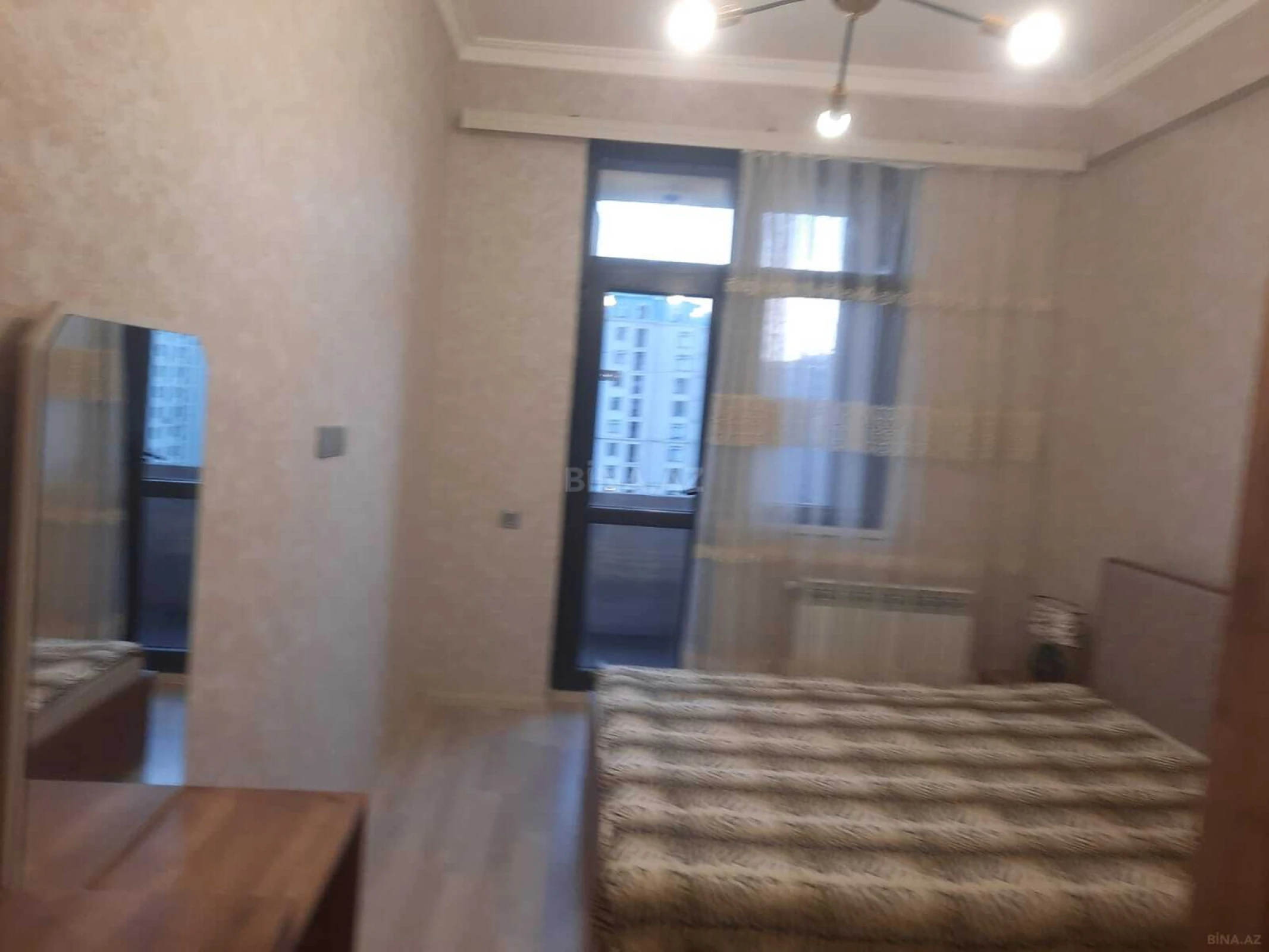 Satılır 2 otaqlı mənzil 56 m²