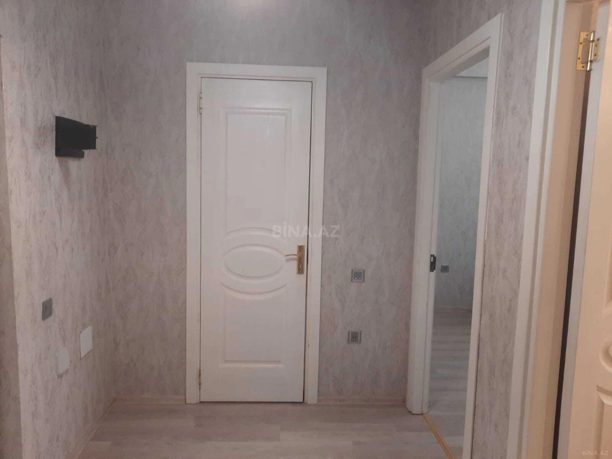 Satılır 2 otaqlı mənzil 56 m²