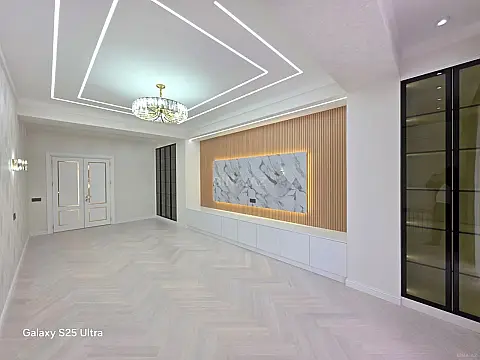 Satılır 4 otaqlı mənzil 182 m²