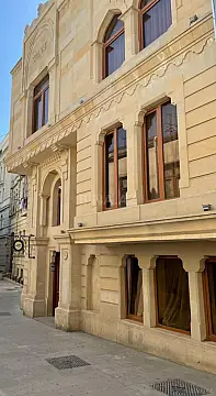 Satılır obyekt 700 m² — Bakı 700.00 m²