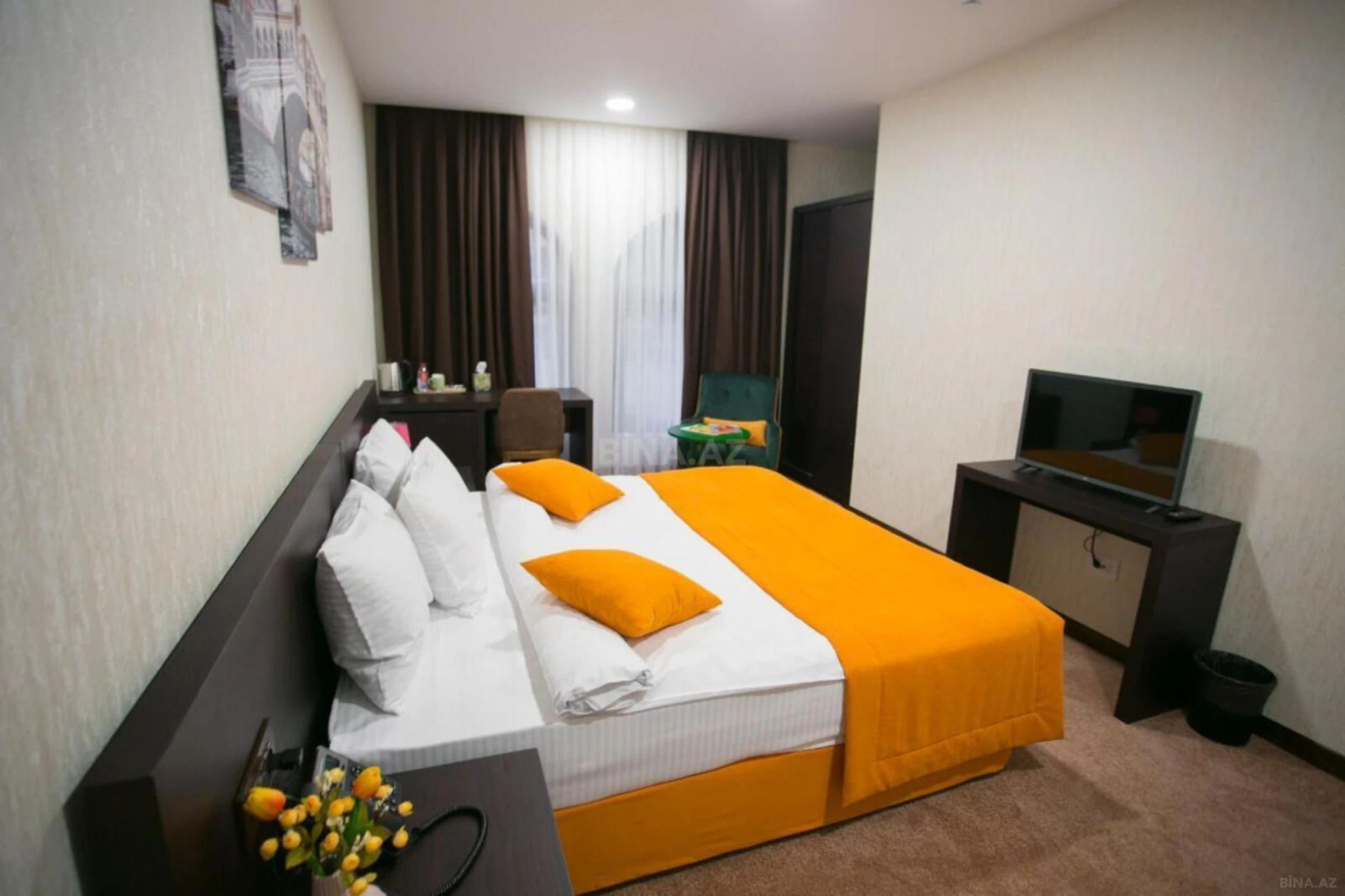 Satılır obyekt 700 m²