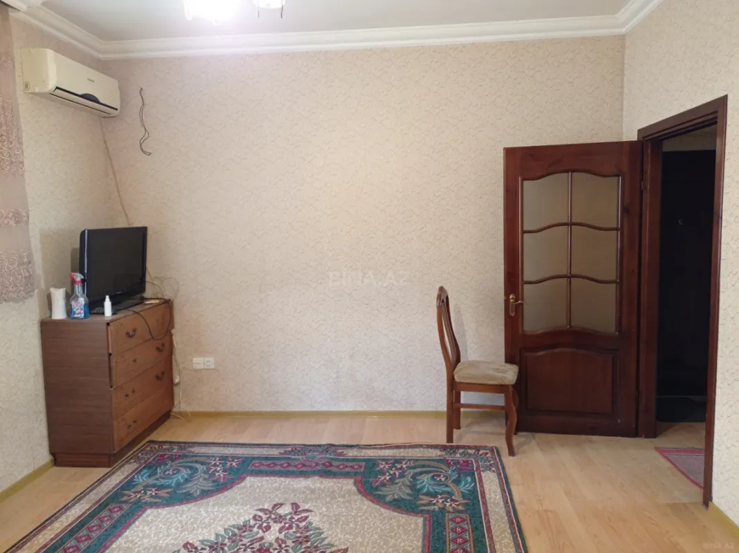 Kirayə verilir 2 otaqlı mənzil 60 m²