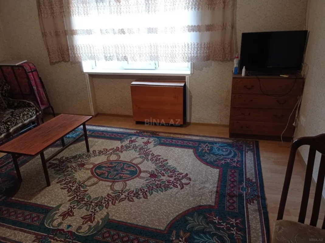 Kirayə verilir 2 otaqlı mənzil 60 m²