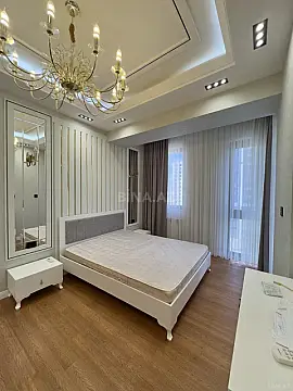 Kirayə verilir 3 otaqlı mənzil 130 m² — Bakı, Nəsimi 3 otaq 130.00 m²