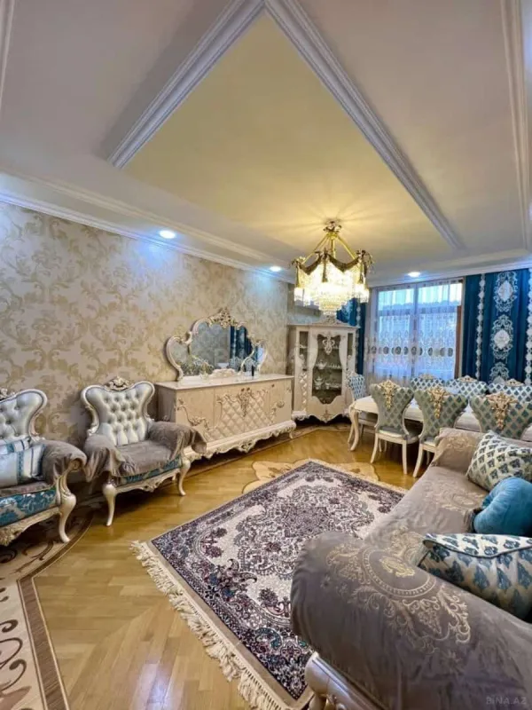 Satılır 3 otaqlı mənzil 115 m²