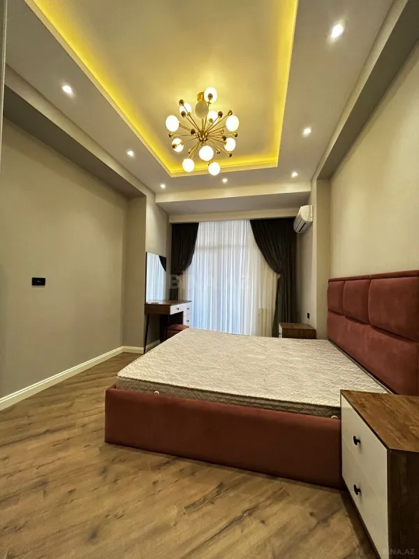 Kirayə verilir 2 otaqlı mənzil 85 m²