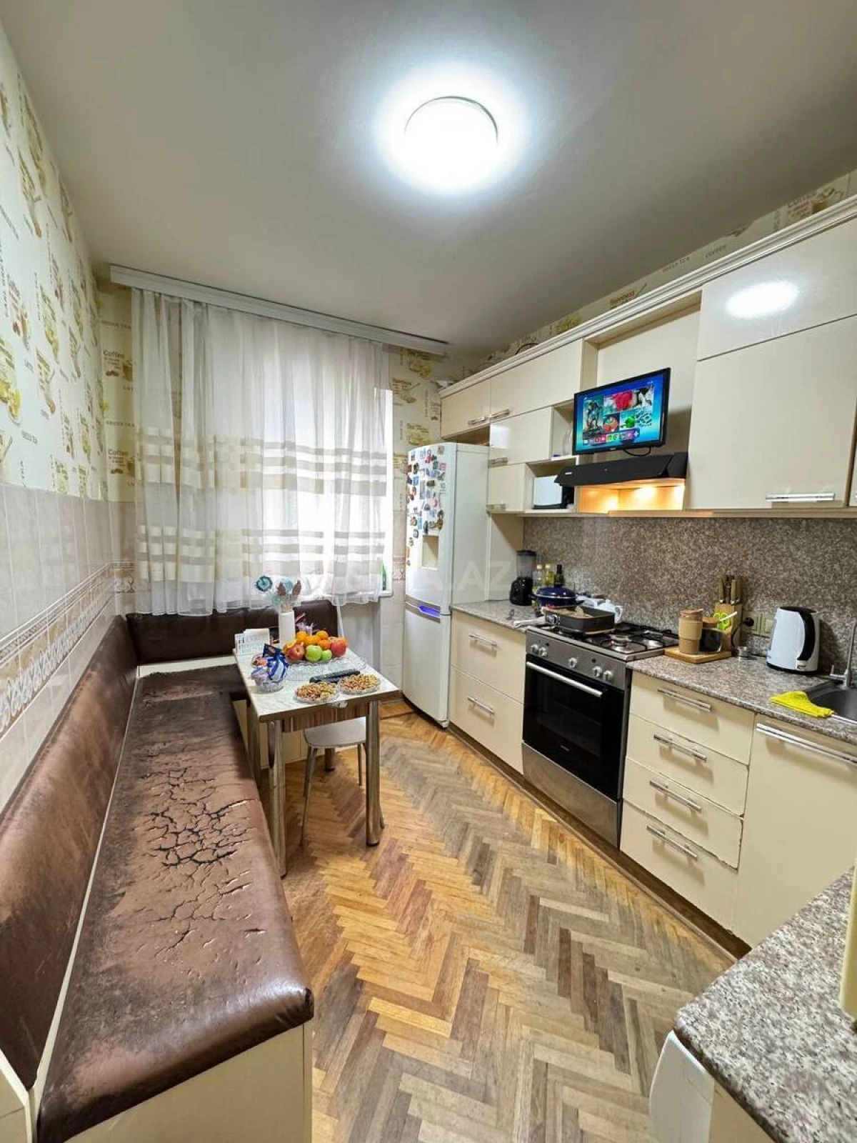 Satılır 5 otaqlı mənzil 115 m²