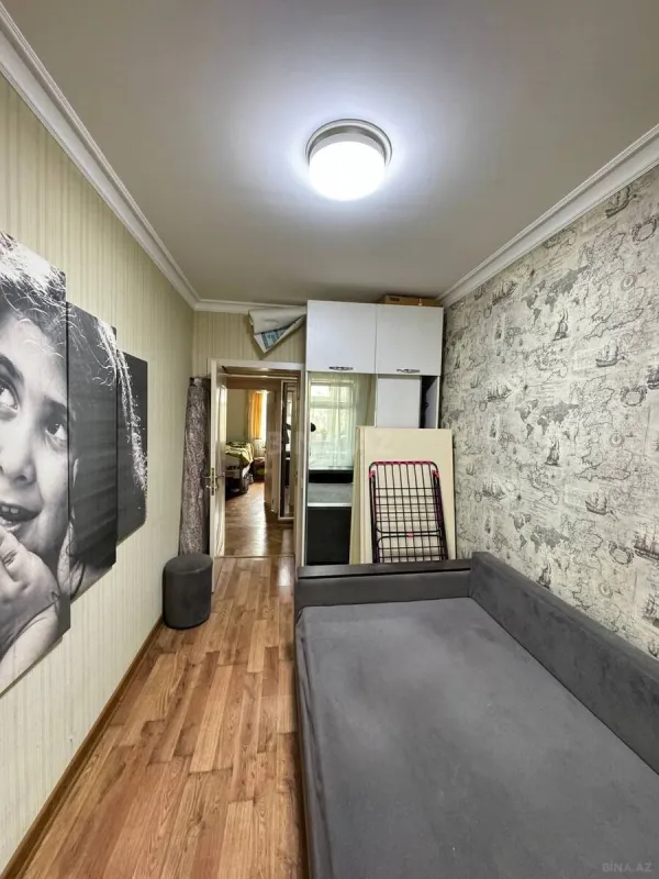 Satılır 5 otaqlı mənzil 115 m²