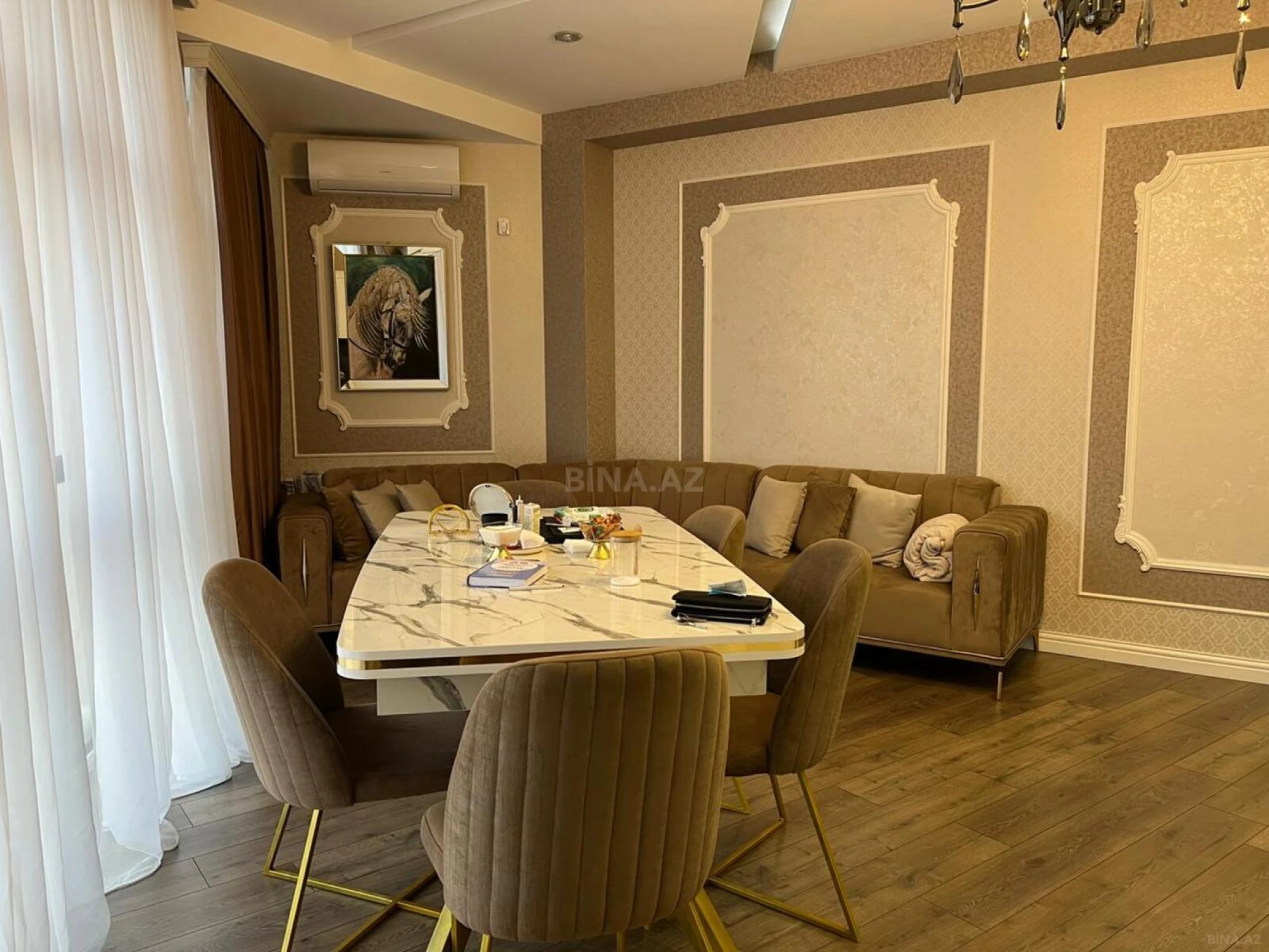 Kirayə verilir 4 otaqlı mənzil 123 m²