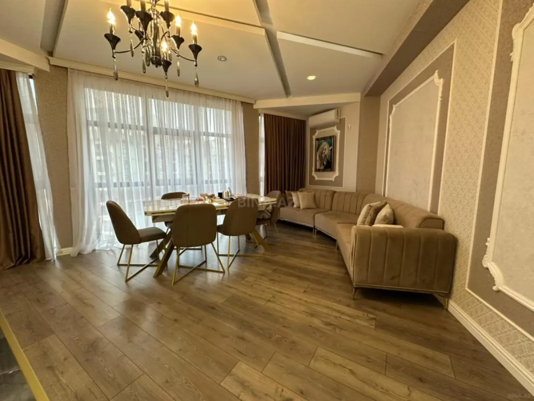 Kirayə verilir 4 otaqlı mənzil 123 m²