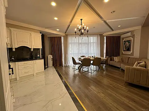 Kirayə verilir 4 otaqlı mənzil 123 m² — Bakı, Nərimanov 4 otaq 123.00 m²