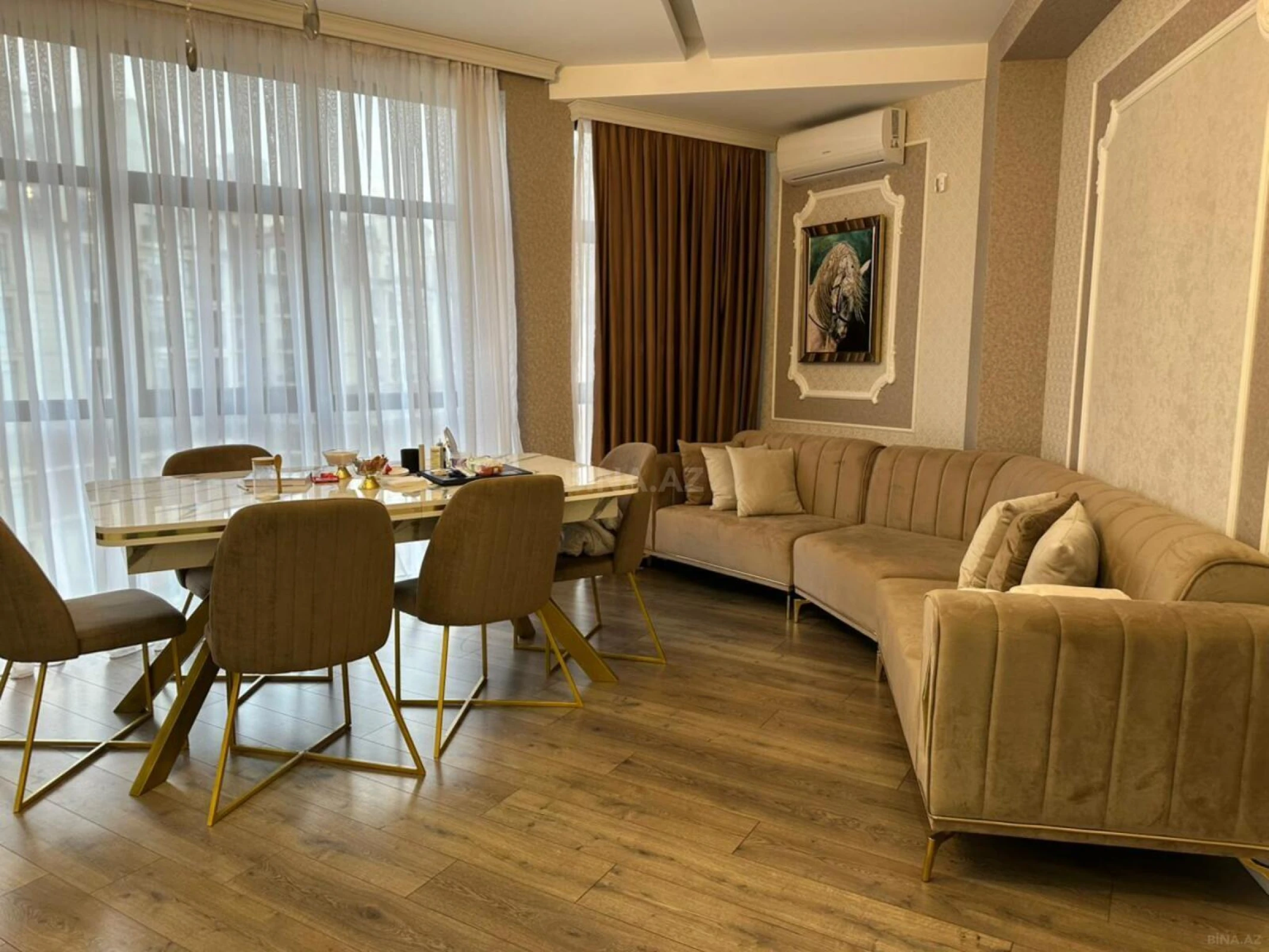 Kirayə verilir 4 otaqlı mənzil 123 m²