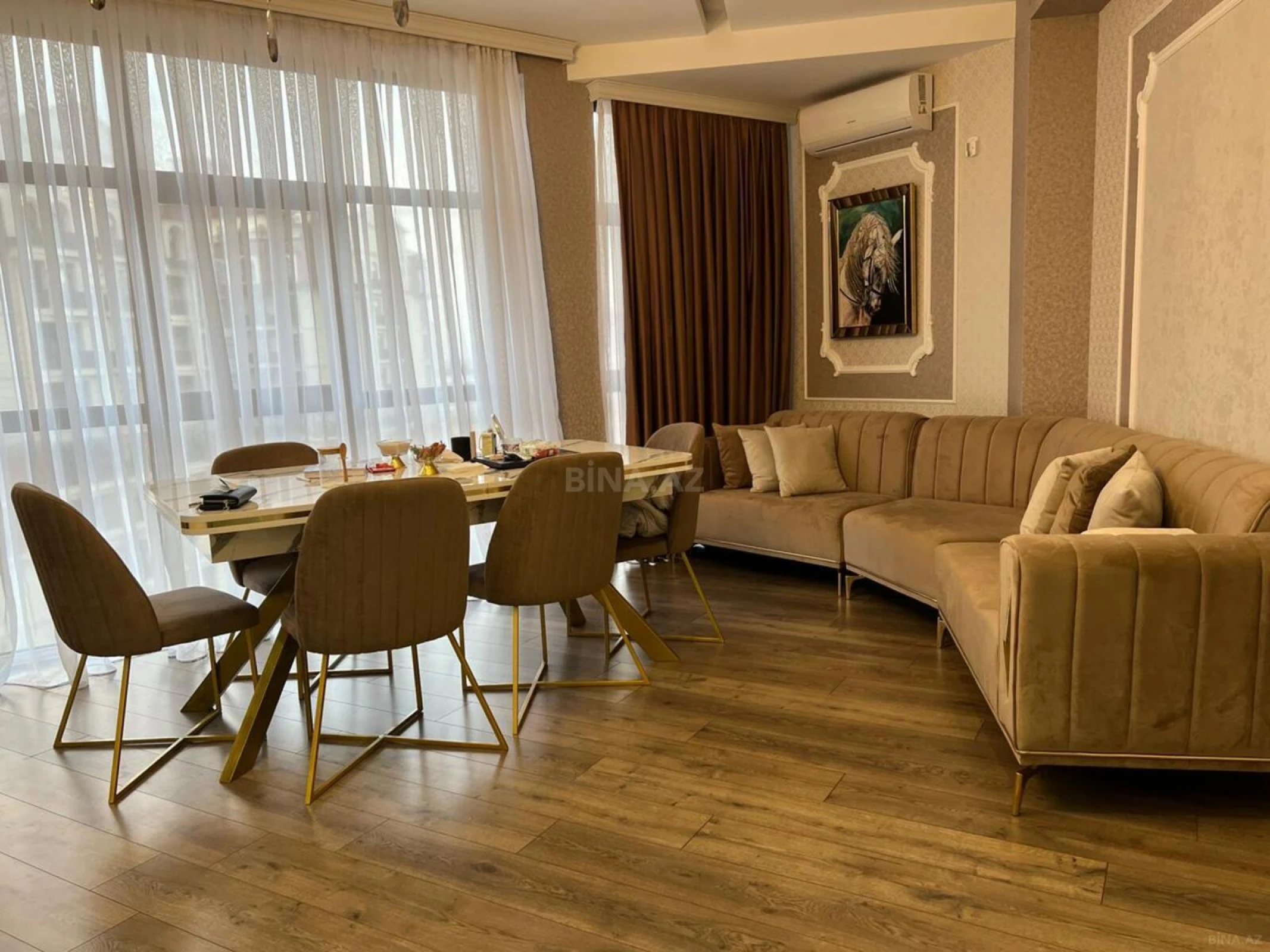 Kirayə verilir 4 otaqlı mənzil 123 m²
