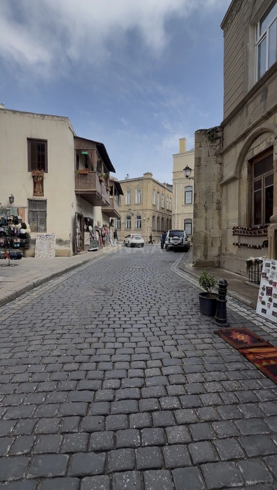 Satılır 2 otaqlı mənzil 55 m²